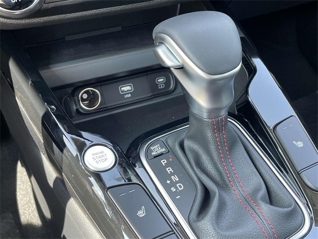 Vehicle image 37 of 43