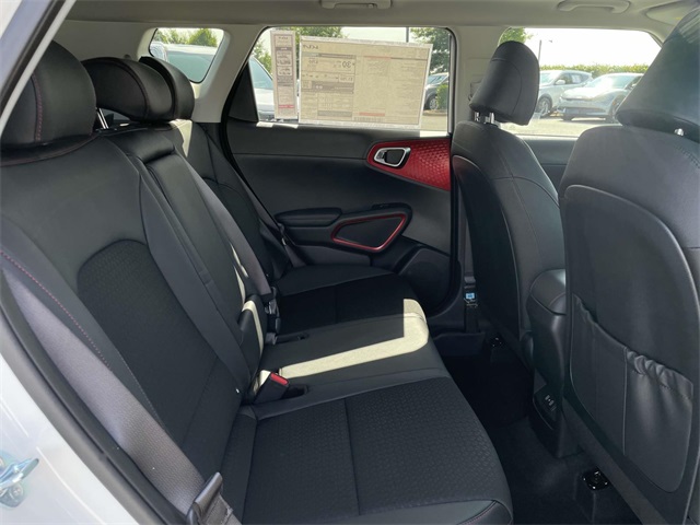 Vehicle image 23 of 43