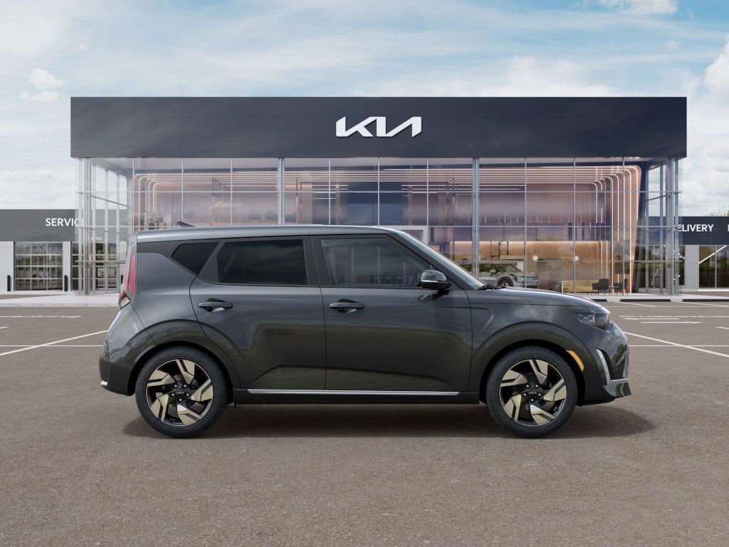 Vehicle image 6 of 29