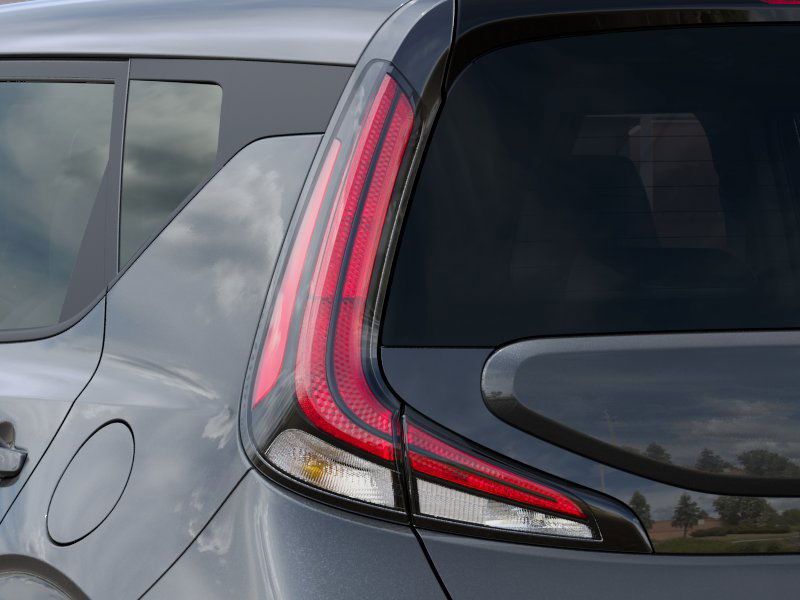 Vehicle image 13 of 29