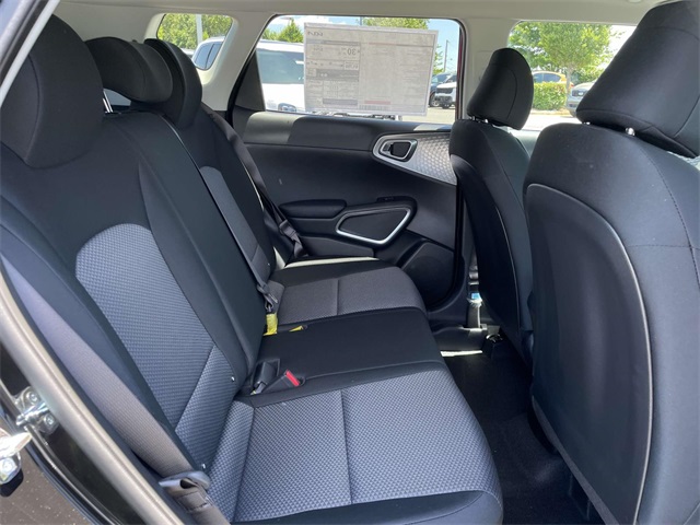 Vehicle image 23 of 35