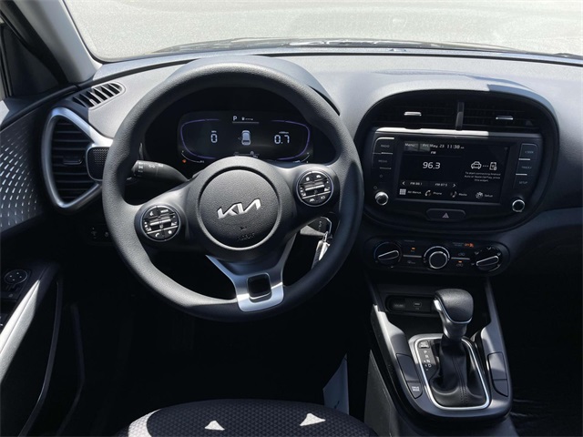 Vehicle image 7 of 35
