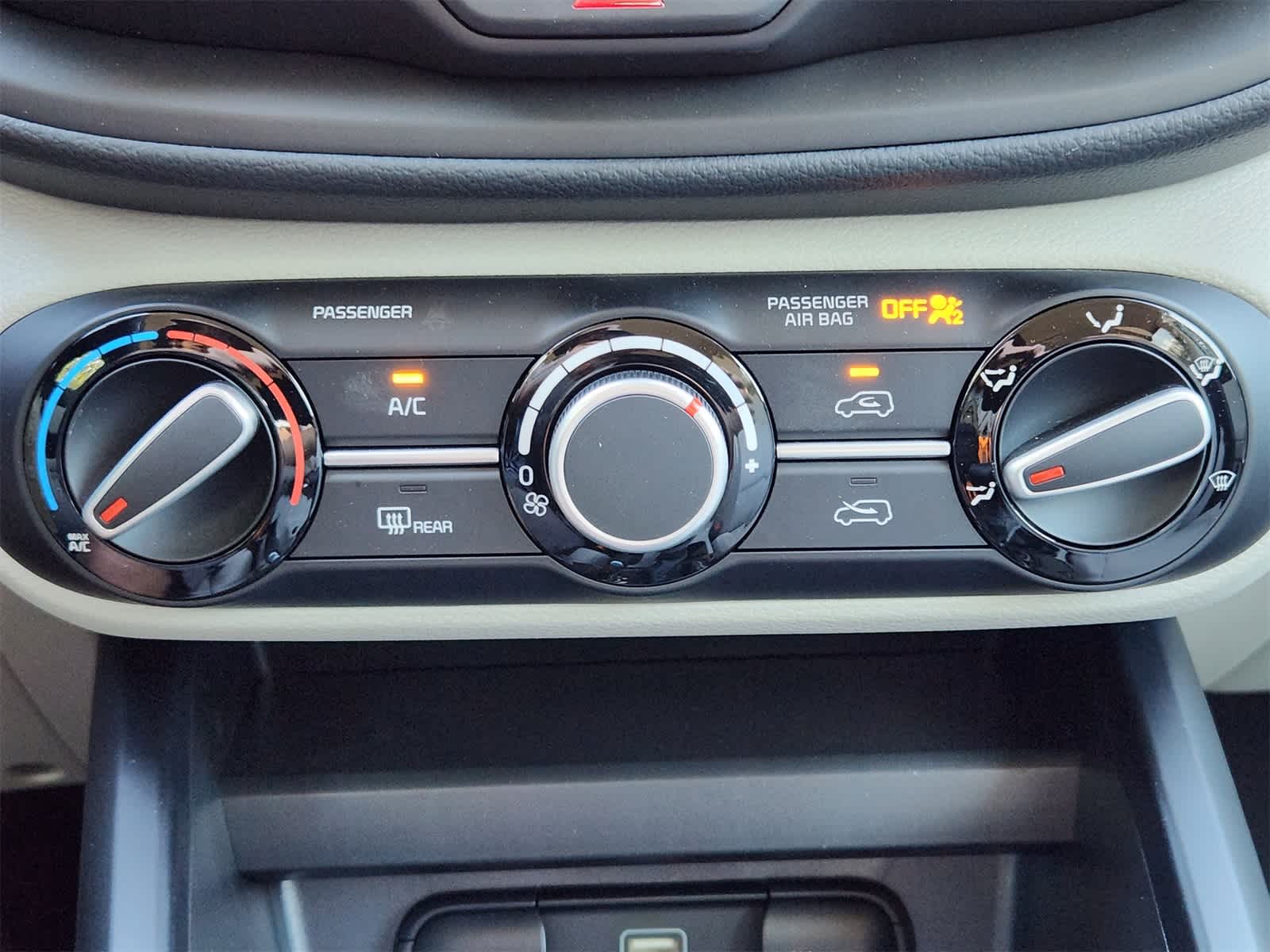 2025 Kia Soul LX Image 28 of 30