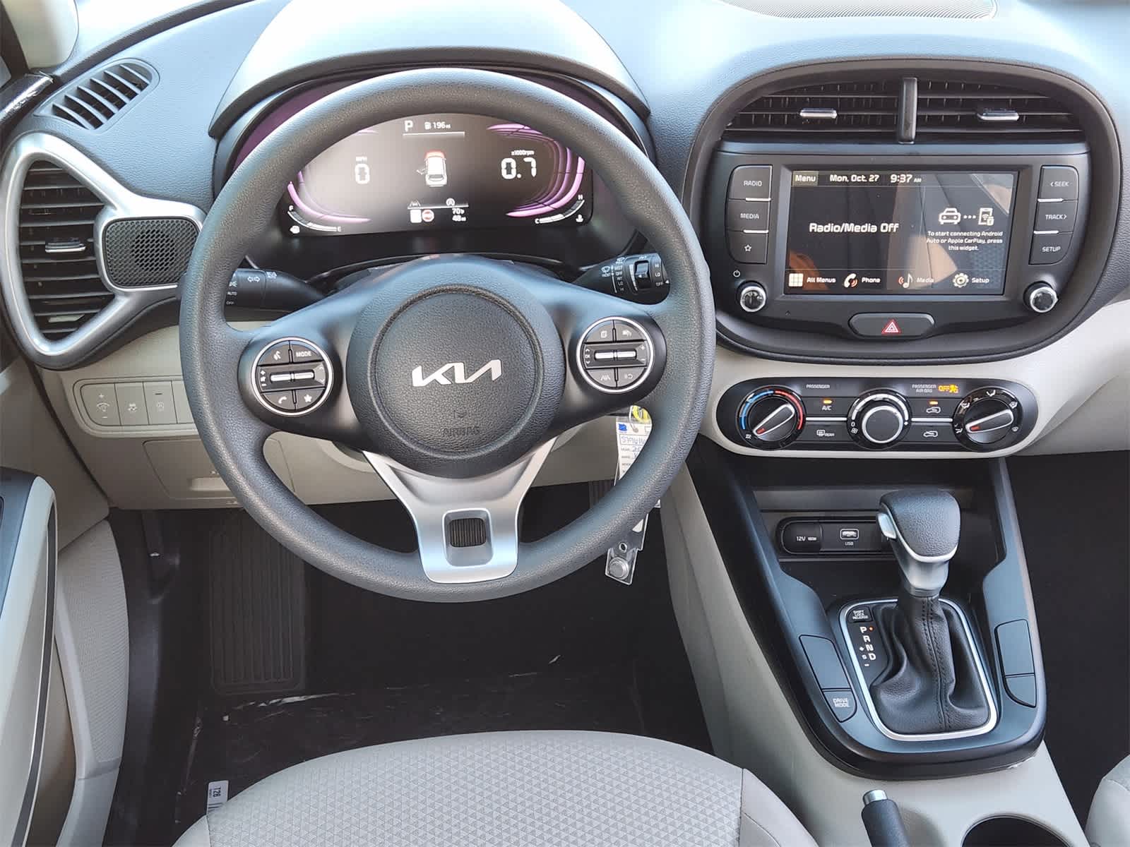 2025 Kia Soul LX Image 25 of 30