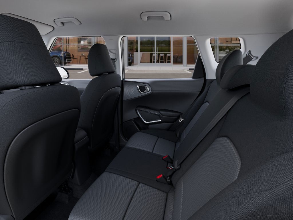 2025 Kia Soul LX Image 14 of 27