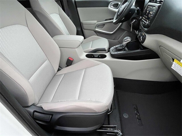 2025 Kia Soul LX Image 11 of 20