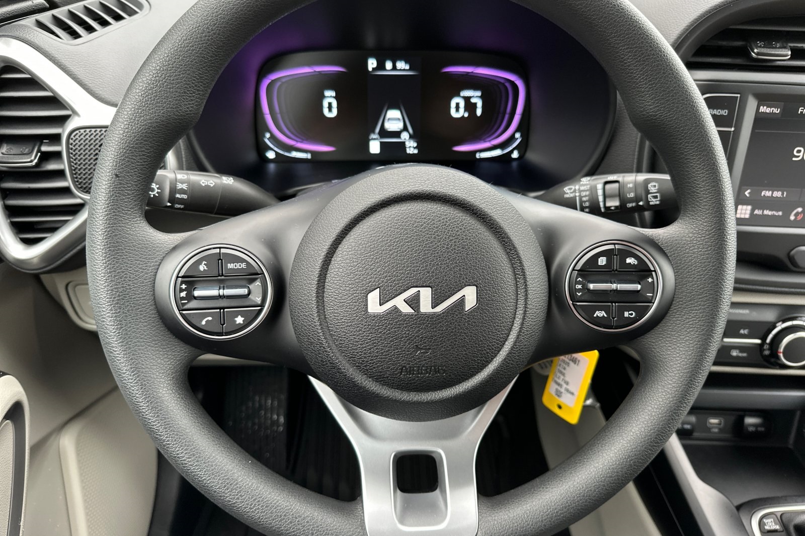 Vehicle image 18 of 20