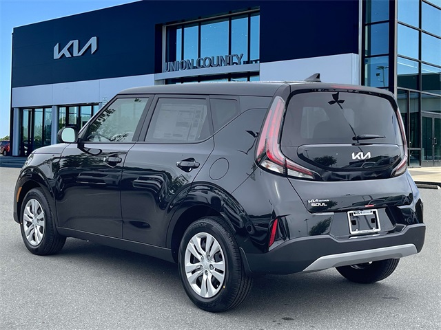 Vehicle image 6 of 35