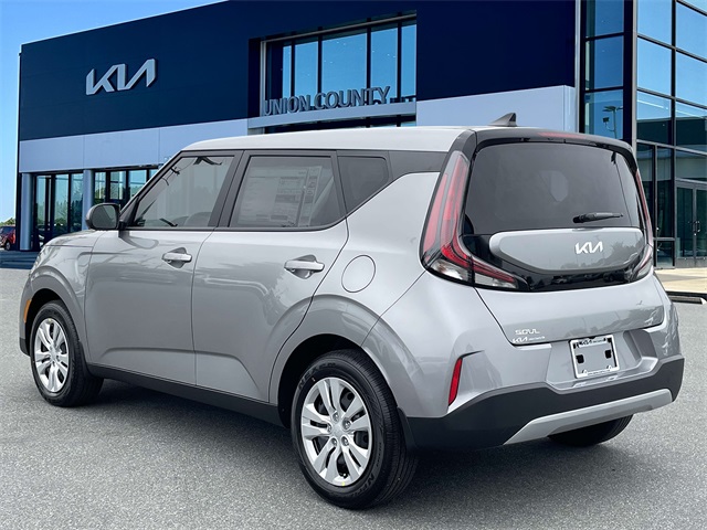 Vehicle image 6 of 35