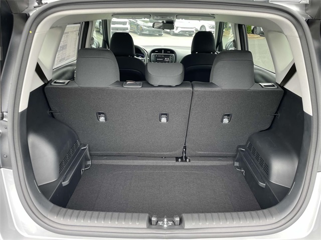 Vehicle image 12 of 35
