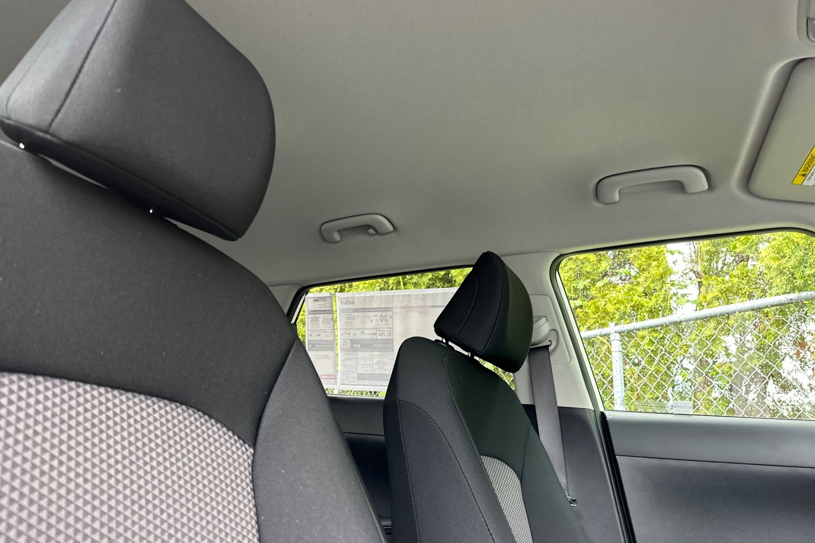 Vehicle image 13 of 20