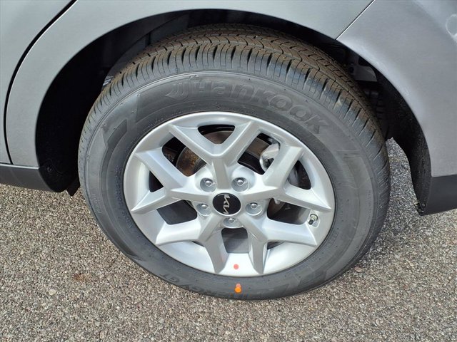 2025 Kia Soul LX Image 7 of 27