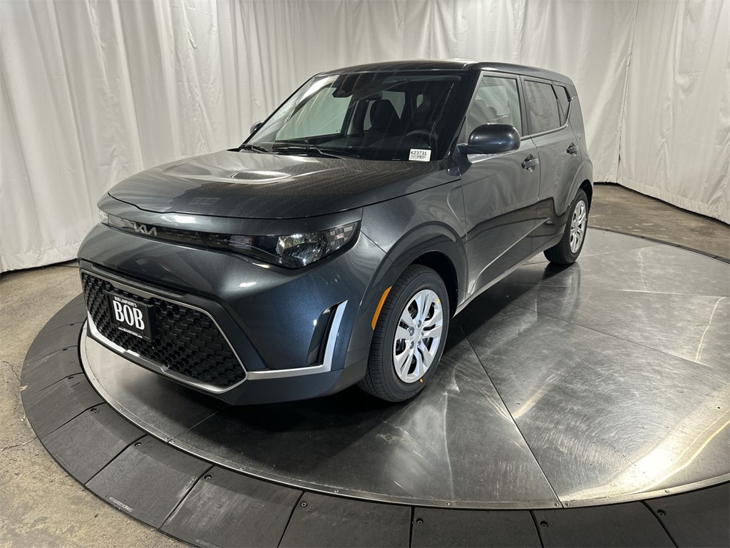 Vehicle image 5 of 28