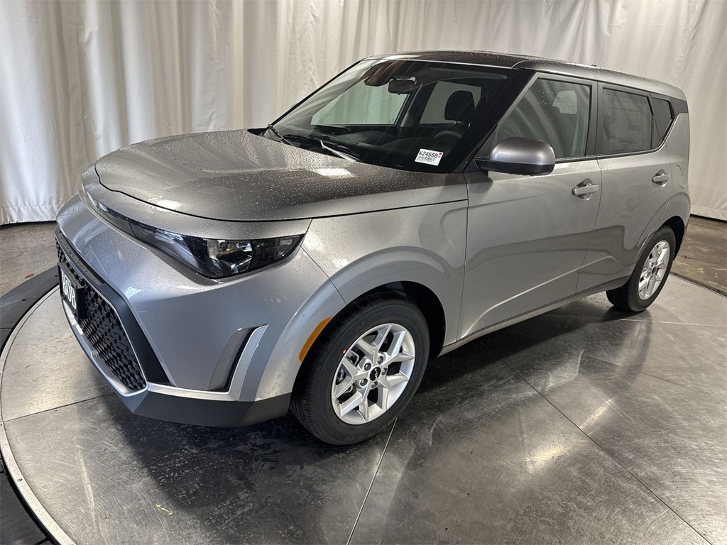 Vehicle image 1 of 28