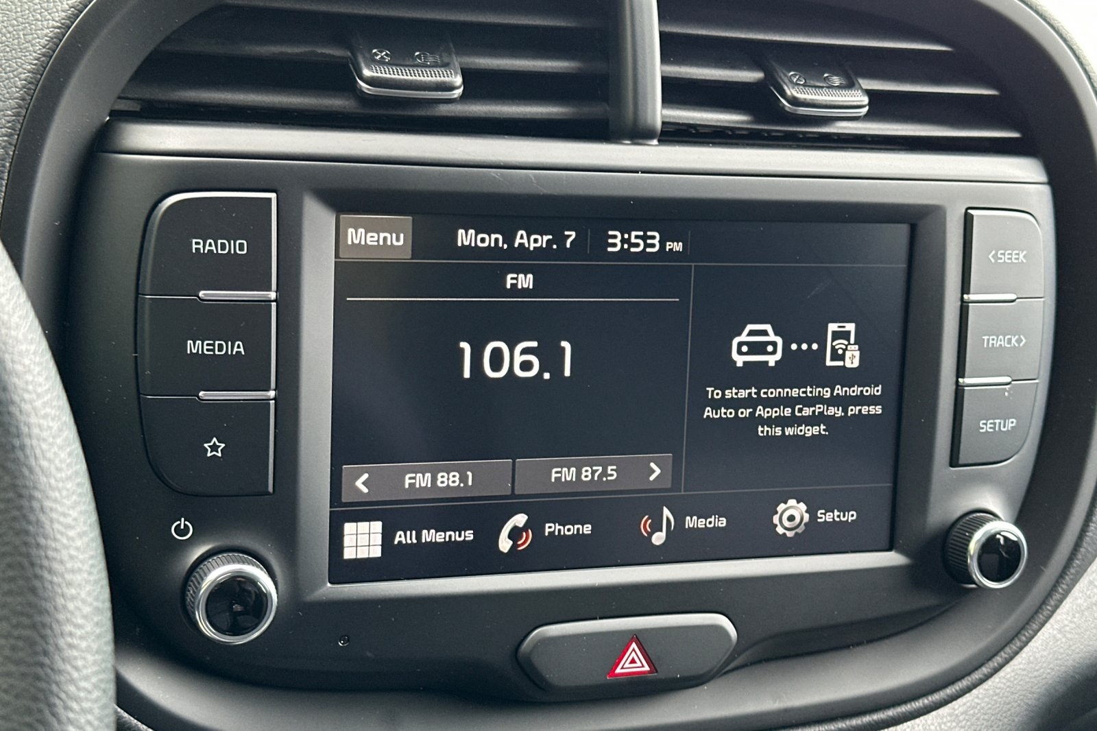 Vehicle image 14 of 20