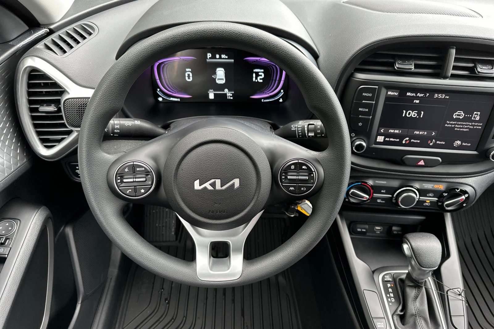 Vehicle image 10 of 20