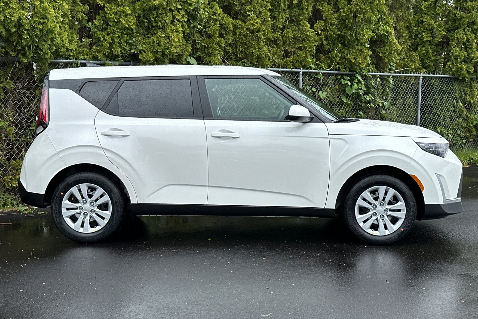 Vehicle image 5 of 20
