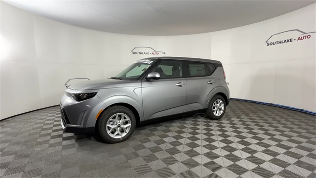 Vehicle image 1 of 25