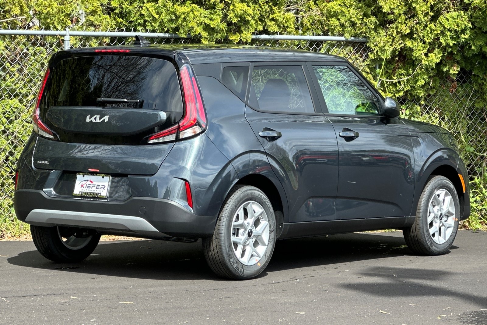 Vehicle image 2 of 20