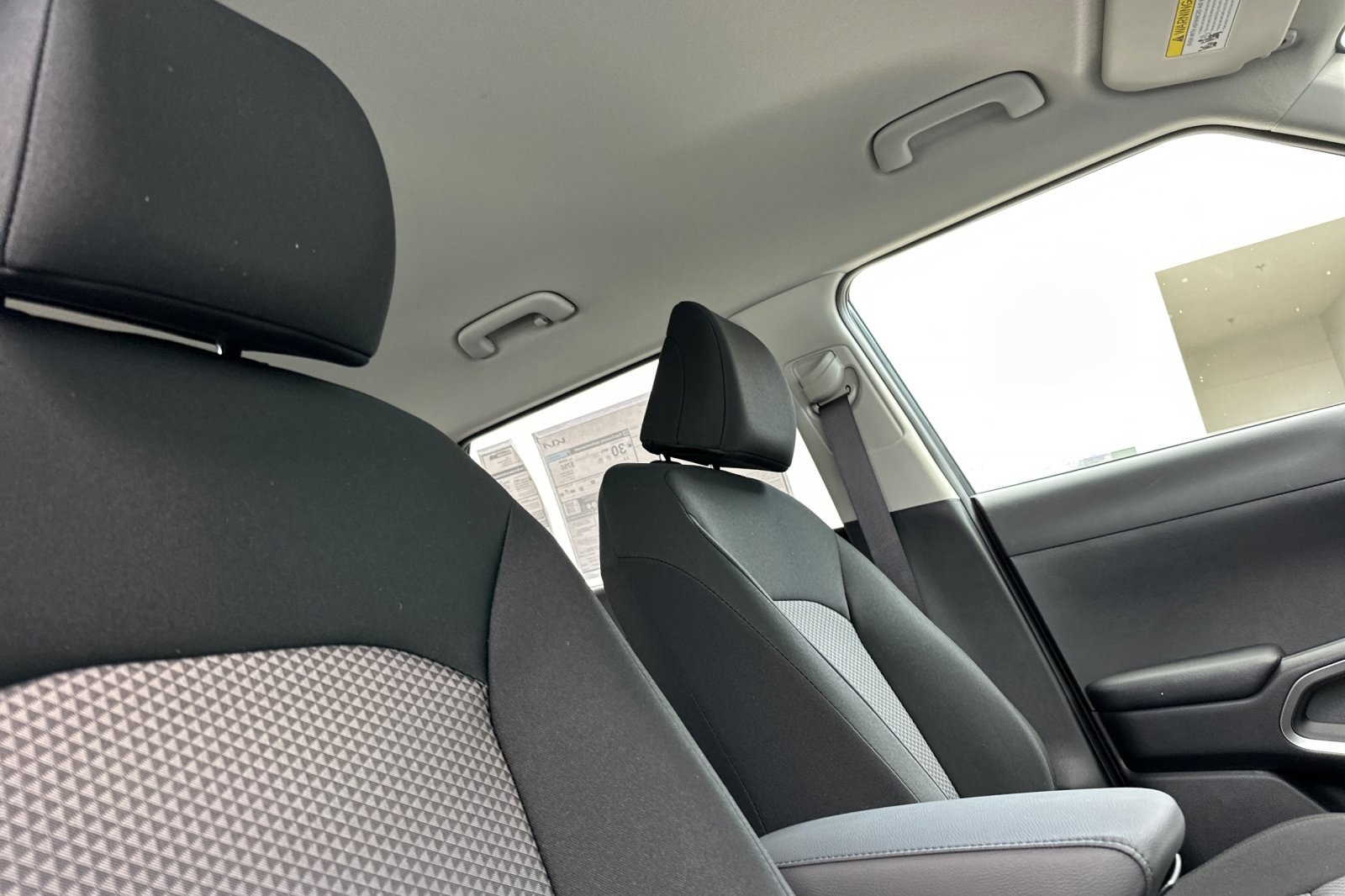 Vehicle image 13 of 20