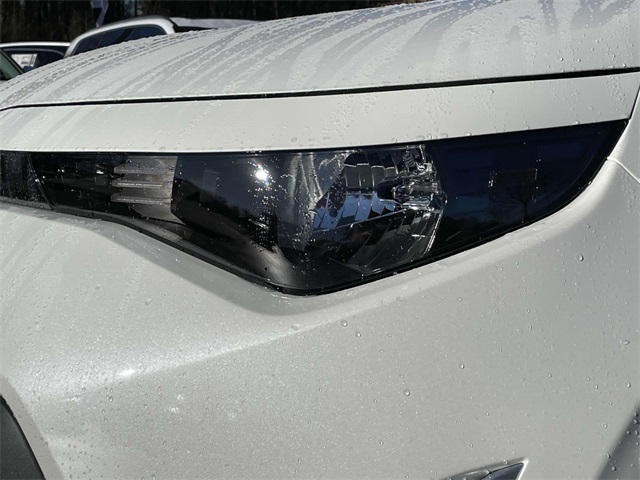 Vehicle image 15 of 37
