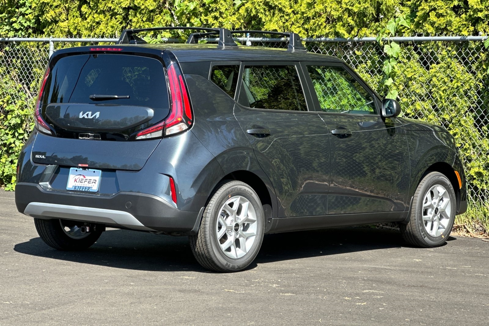 Vehicle image 2 of 20