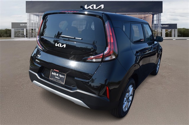 2025 Kia Soul LX Image 7 of 31