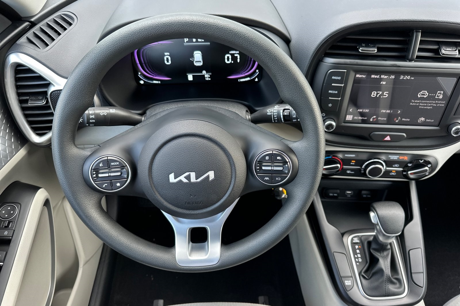 Vehicle image 10 of 20