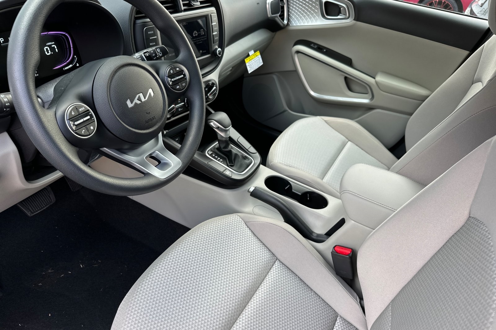 Vehicle image 6 of 20