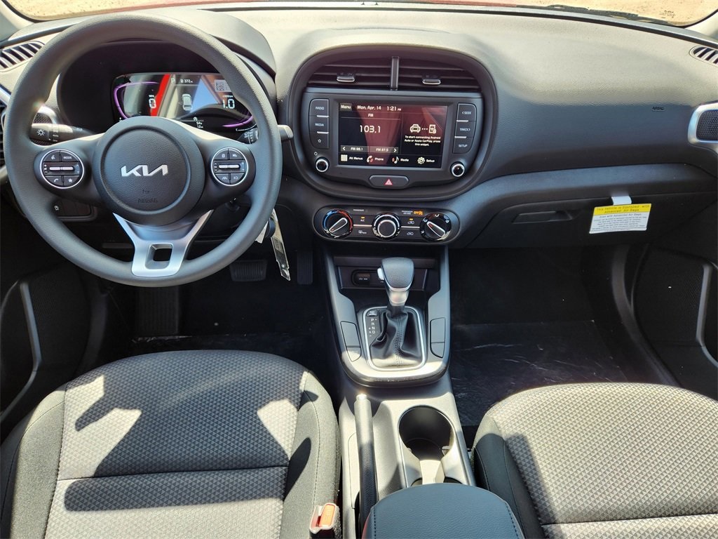 Vehicle image 12 of 15