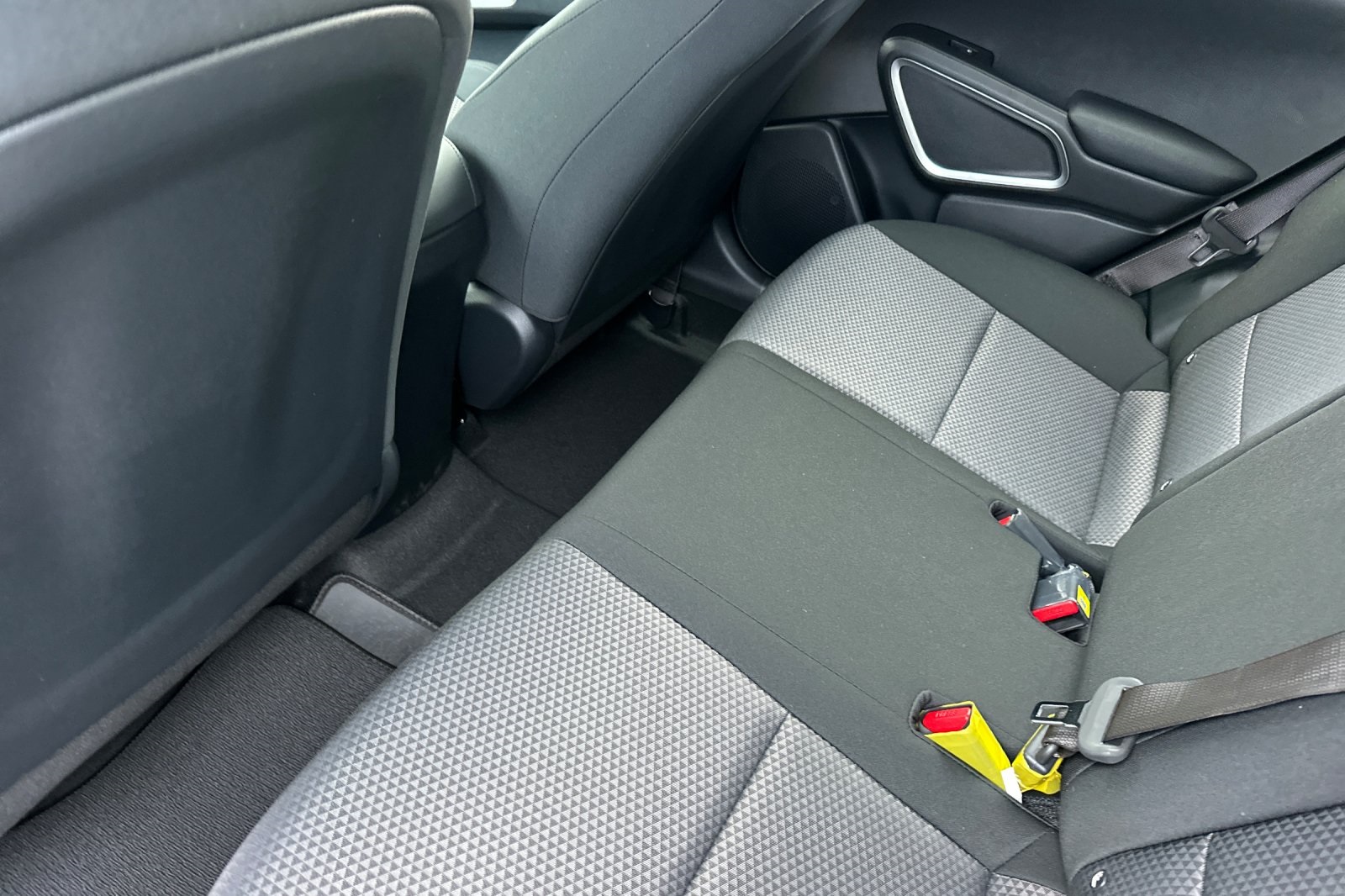 Vehicle image 8 of 20