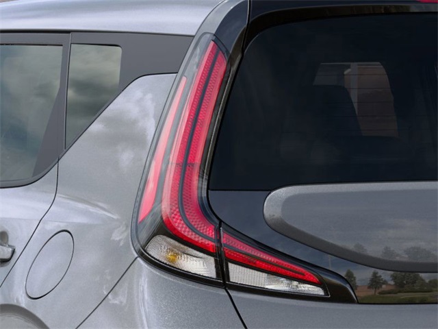 Vehicle image 11 of 27