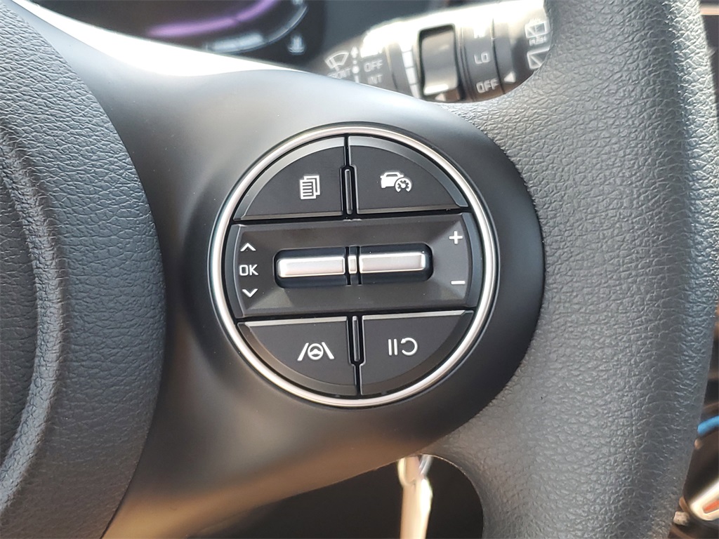 Vehicle image 12 of 29