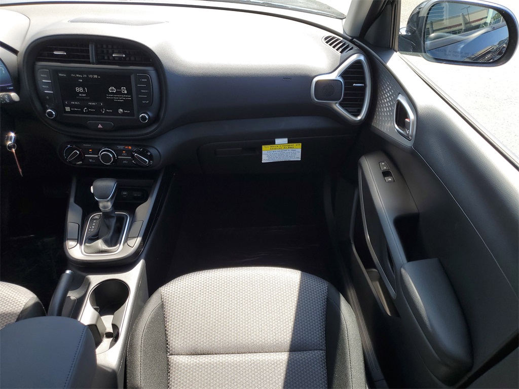 Vehicle image 26 of 29