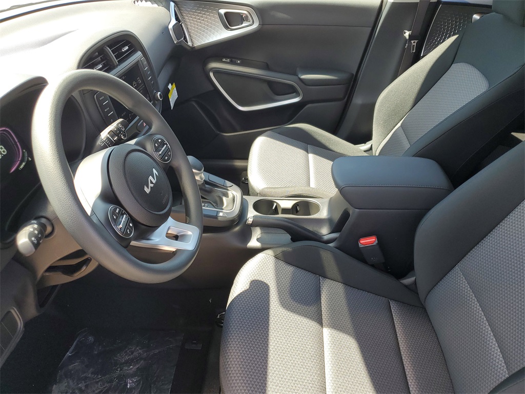 Vehicle image 5 of 29