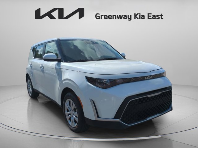 2025 Kia Soul LX Image 4 of 30