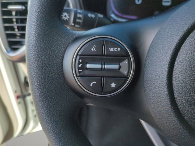2025 Kia Soul LX Image 28 of 30
