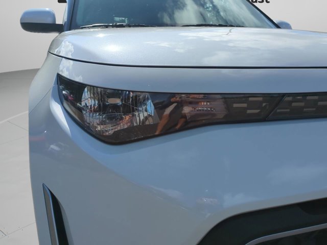 2025 Kia Soul LX Image 26 of 30