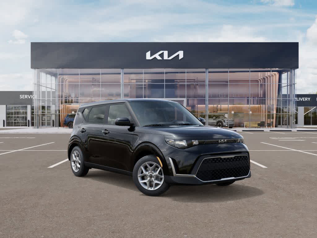 Vehicle image 4 of 36