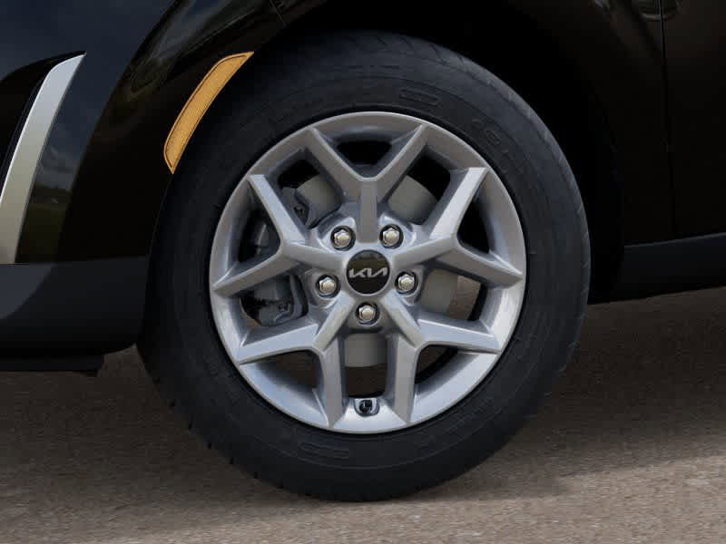 Vehicle image 10 of 36