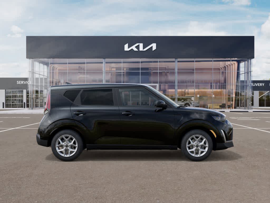 Vehicle image 5 of 36