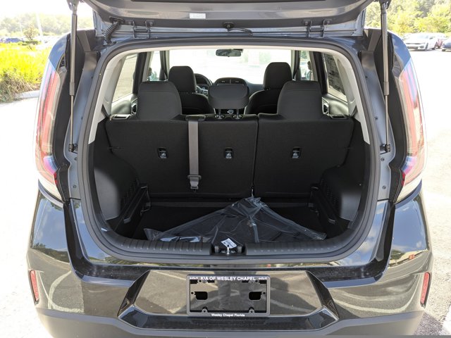 2025 Kia Soul LX Image 7 of 30
