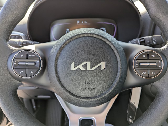 2025 Kia Soul LX Image 13 of 30
