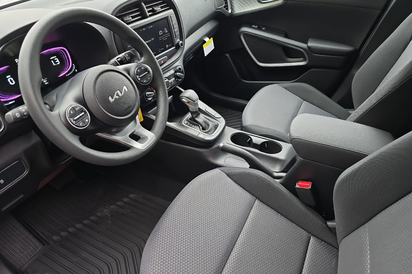 Vehicle image 6 of 21