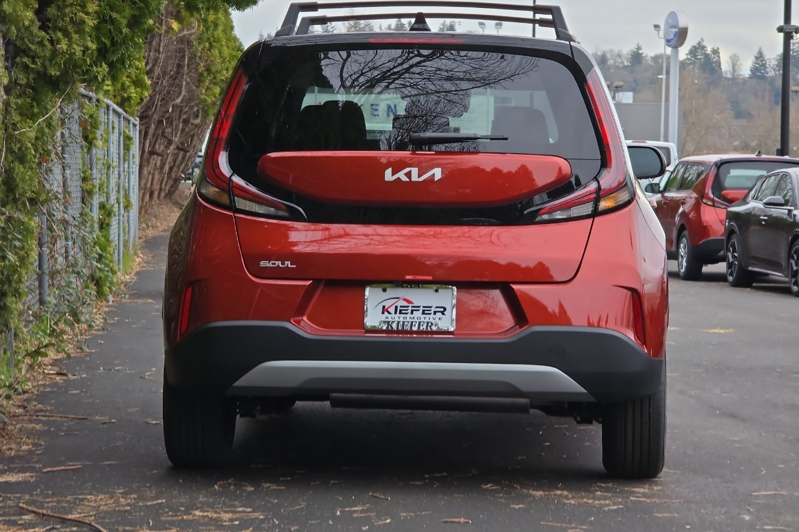 Vehicle image 4 of 21