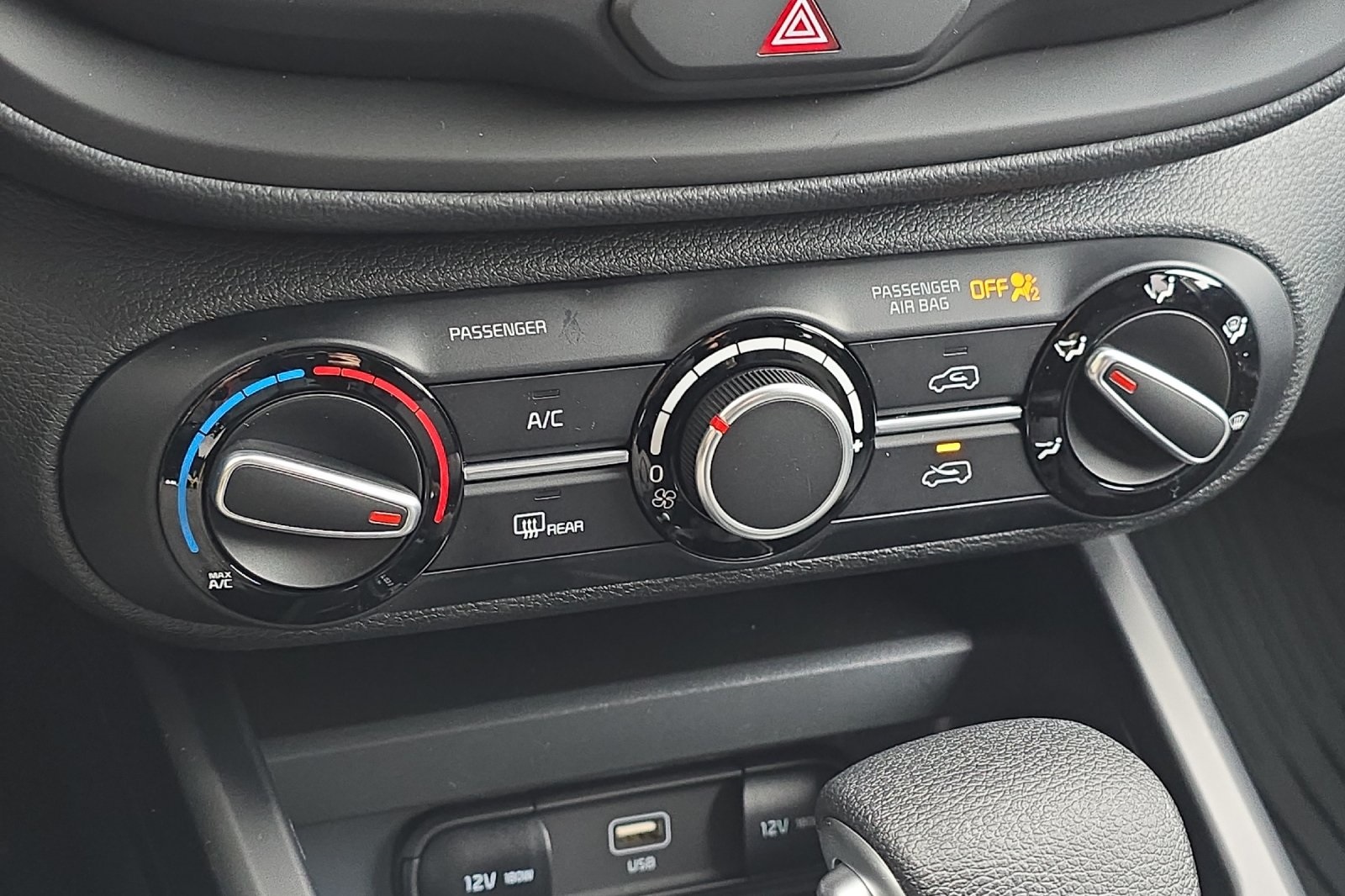 Vehicle image 16 of 21