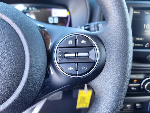 Vehicle image 16 of 20