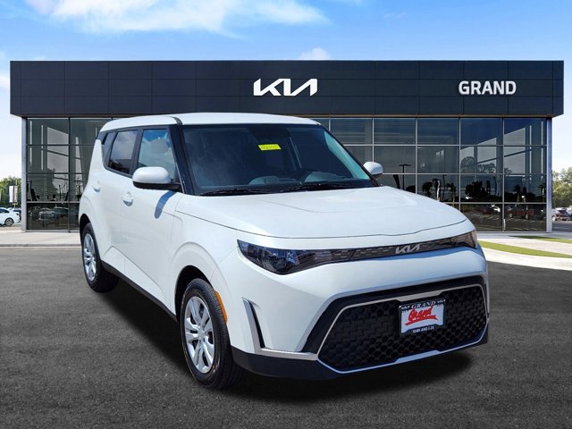 Vehicle image 3 of 20