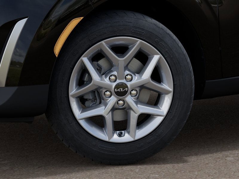 Vehicle image 10 of 27