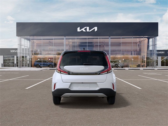 Vehicle image 8 of 27